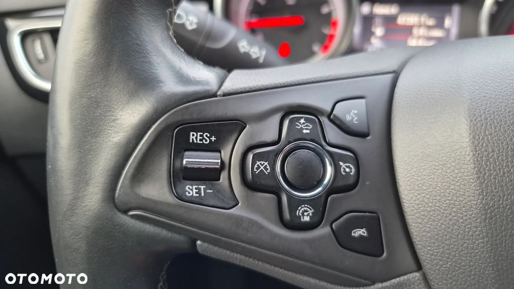 Opel Astra 1.4 Turbo Edition - 19