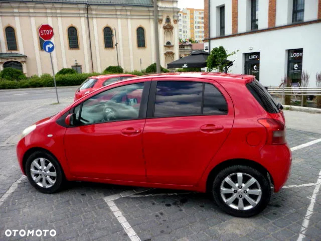 Toyota Yaris 1.3 Sol - 21