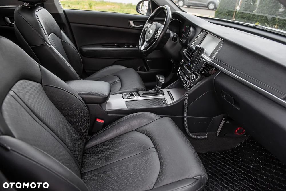 Kia Optima - 19