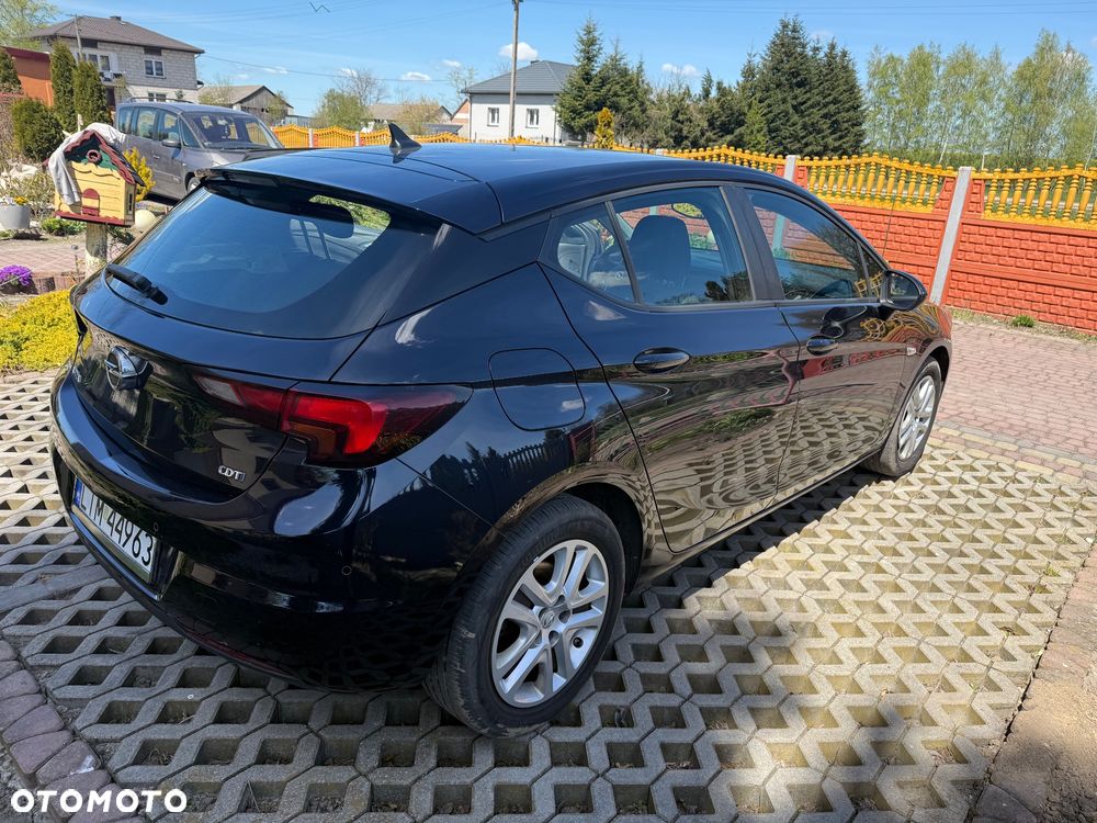 Opel Astra 1.6 CDTI Enjoy - 10