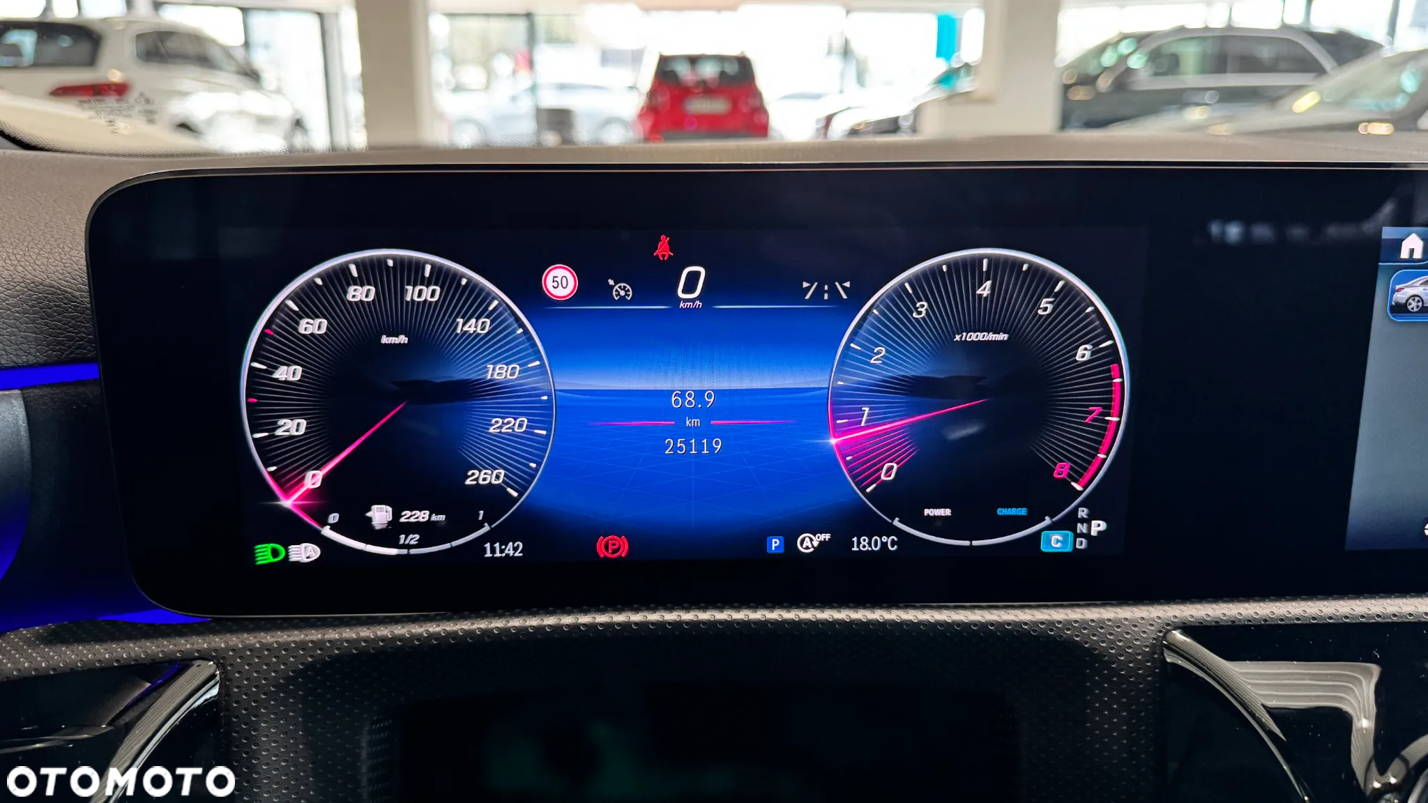 Mercedes-Benz Klasa A 220 4-Matic AMG Line 7G-DCT - 16