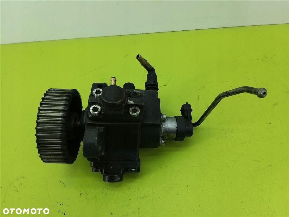 Pompa wtryskowa Fiat Doblo   II 2009-2014R 1.6JTD 103KM 0445010303 BOSCH