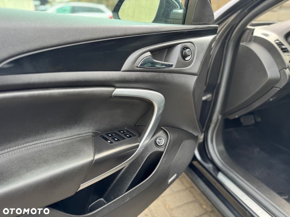 Opel Insignia 2.0 CDTI Active - 10