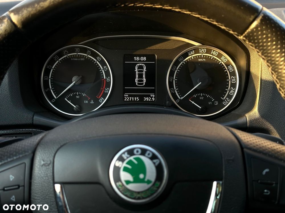Skoda Octavia - 14