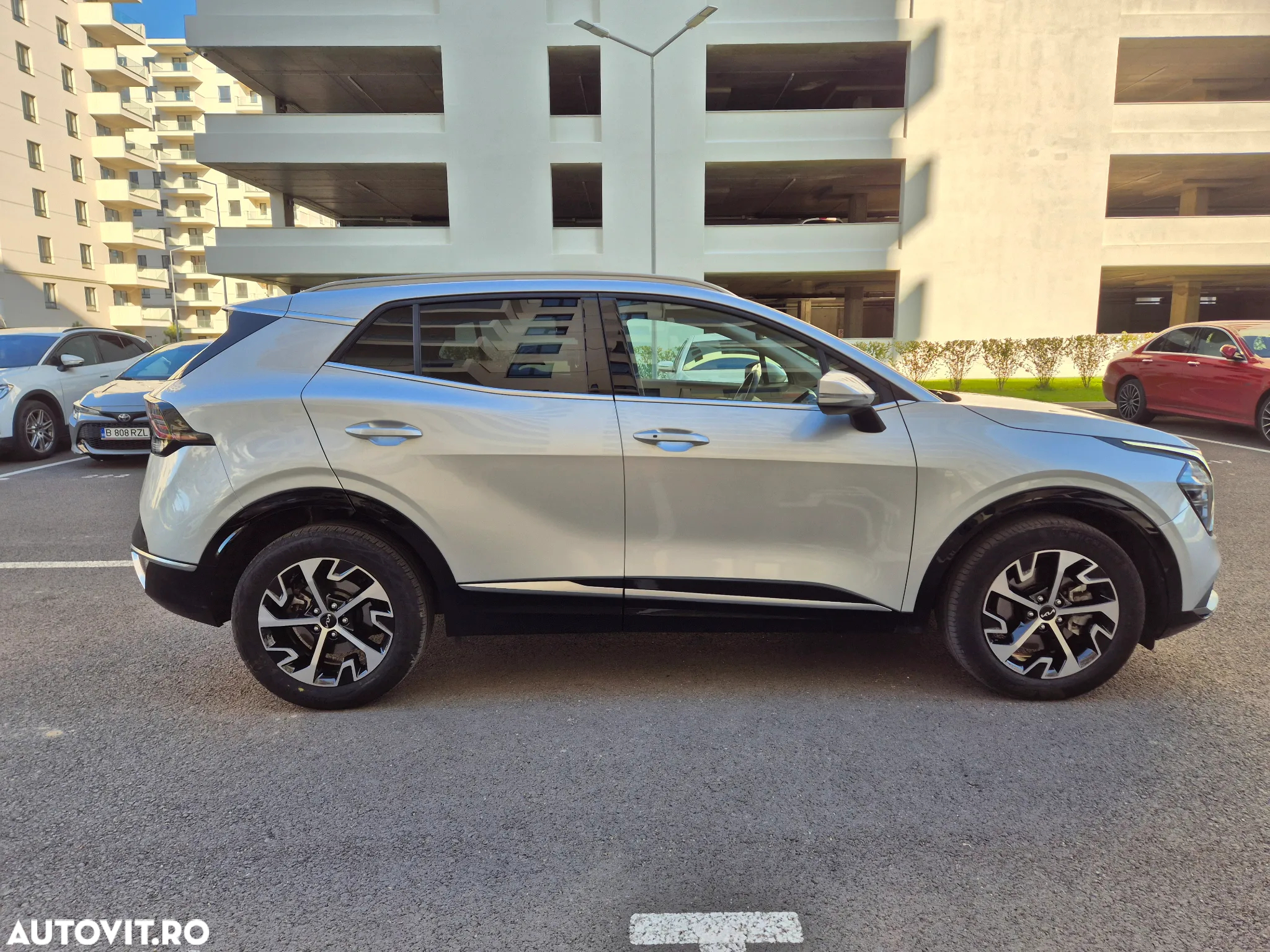 Kia Sportage 1.6 T-GDI HEV 6AT 4x2 Style - 10
