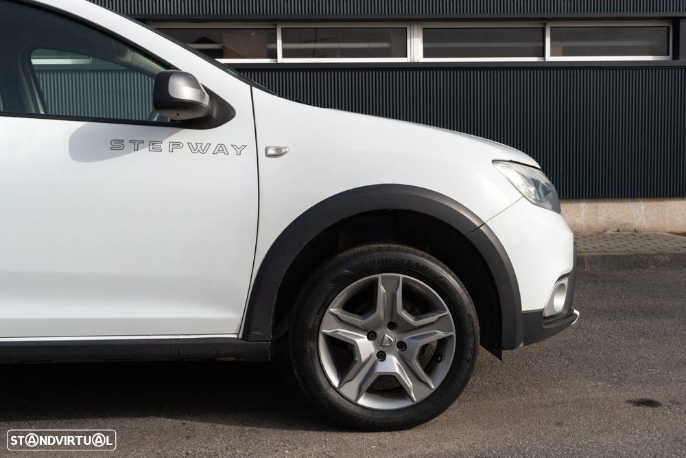 Dacia Sandero 0.9 TCe SL Stepway of Life Bi-Fuel - 33