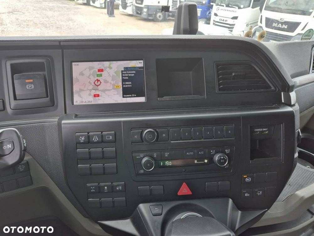 MAN Tgx - 11