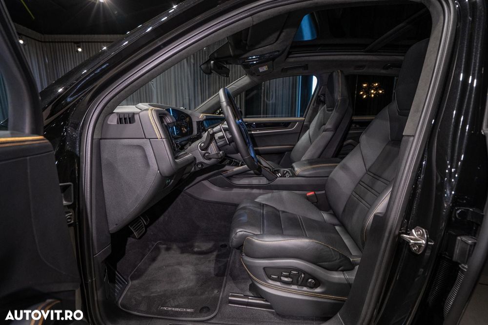Porsche Cayenne Turbo E-Hybrid - 32