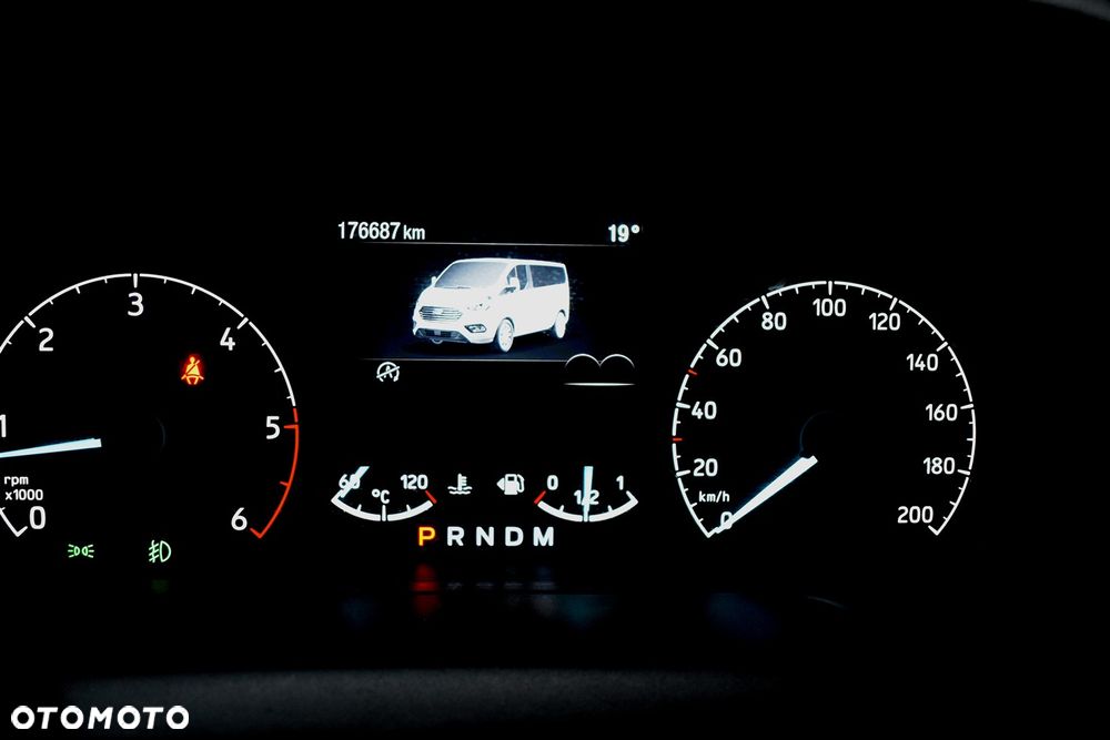 Ford Tourneo Custom 320 L1H1 VA Autm Titanium X - 31