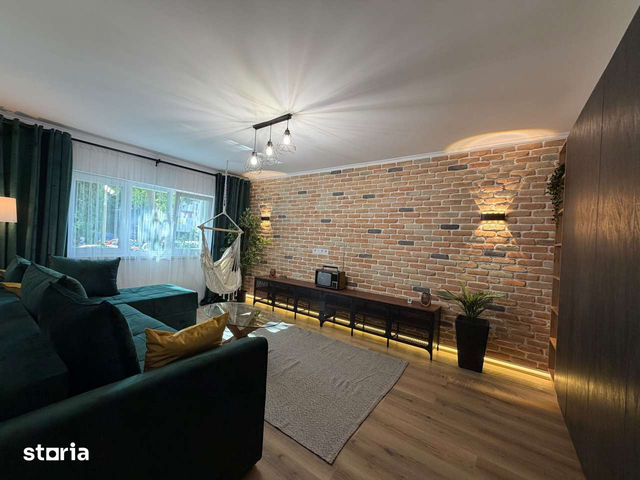 Apartament renovat 3 camere decomandat, 2 bai, zona Kaufland Manastur — fotografia 1