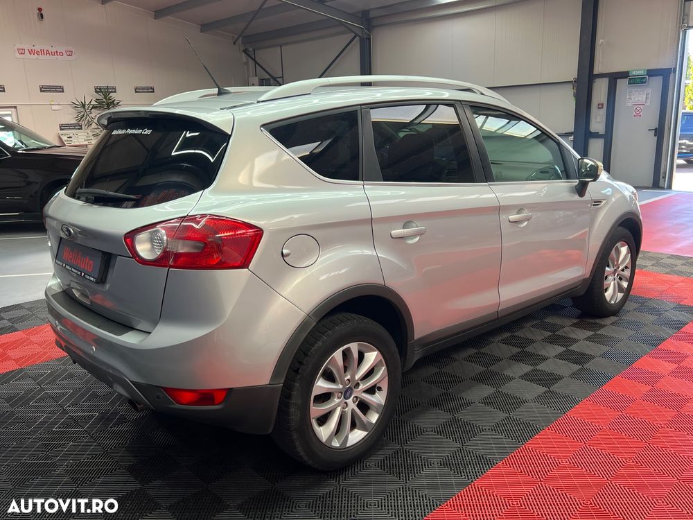 Ford Kuga 2.0 TDCi 4WD Powershift Titanium - 5