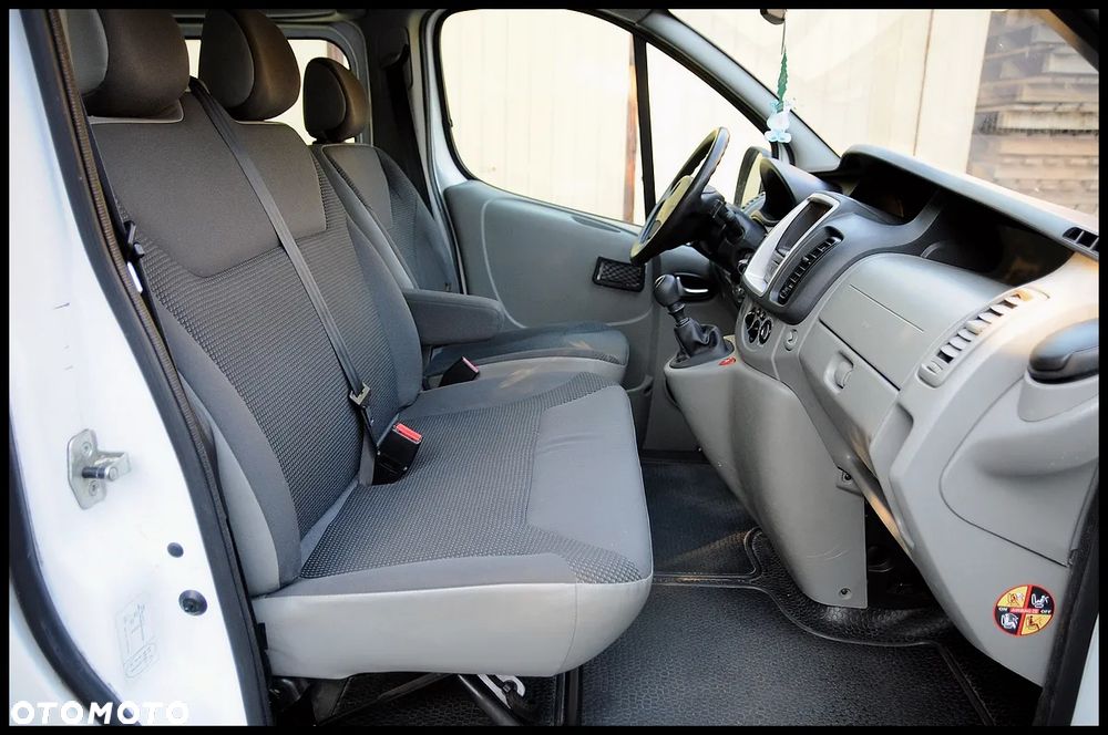Opel Vivaro - 13