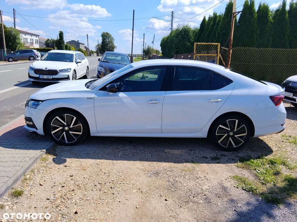 Skoda Octavia 2.0 TDI Sportline DSG - 16