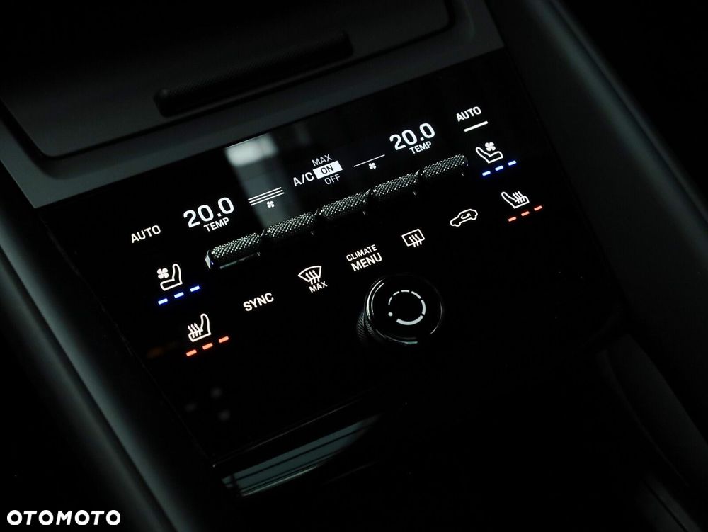Porsche Macan - 23