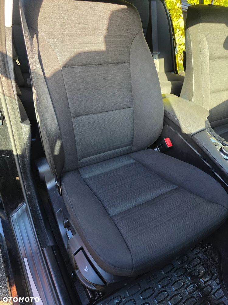 BMW Seria 5 520d - 12