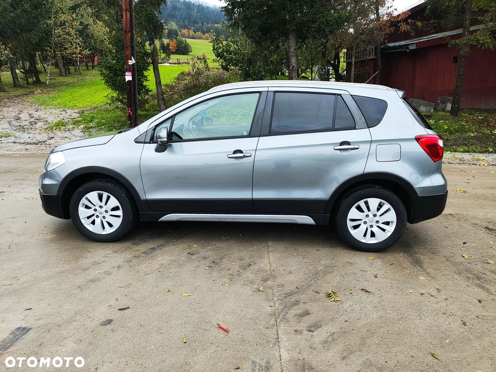 Suzuki SX4 S-Cross 1.6 VVT 4x4 Comfort - 6