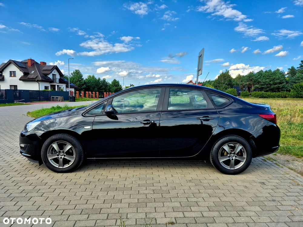 Opel Astra 1.4 T Active EU6 - 2