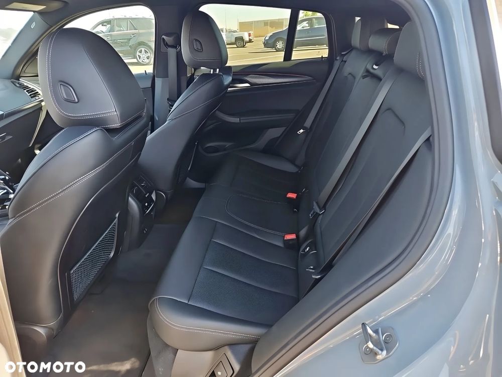 BMW X4 xDrive30i M Sport Edition - 9