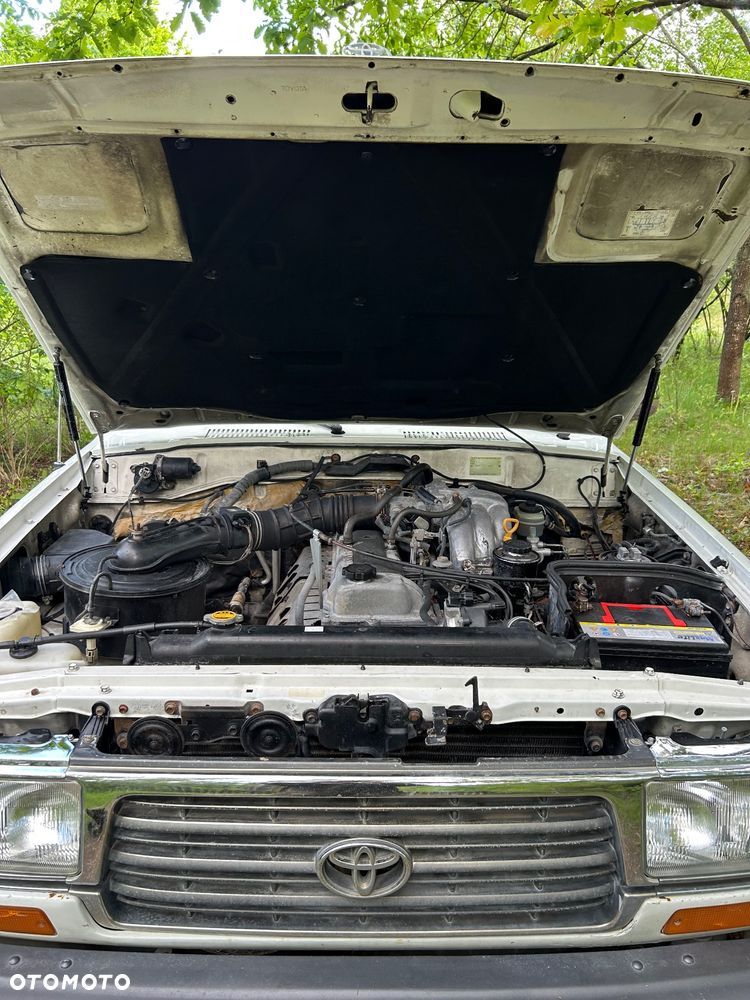 Toyota Land Cruiser FZJ80 - 18