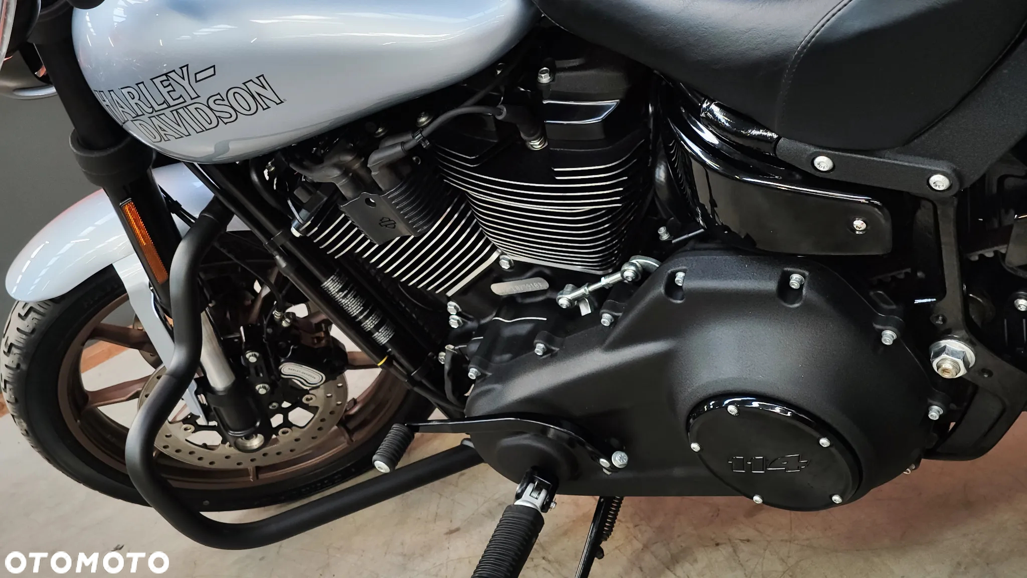 Harley-Davidson Dyna Low Rider - 30
