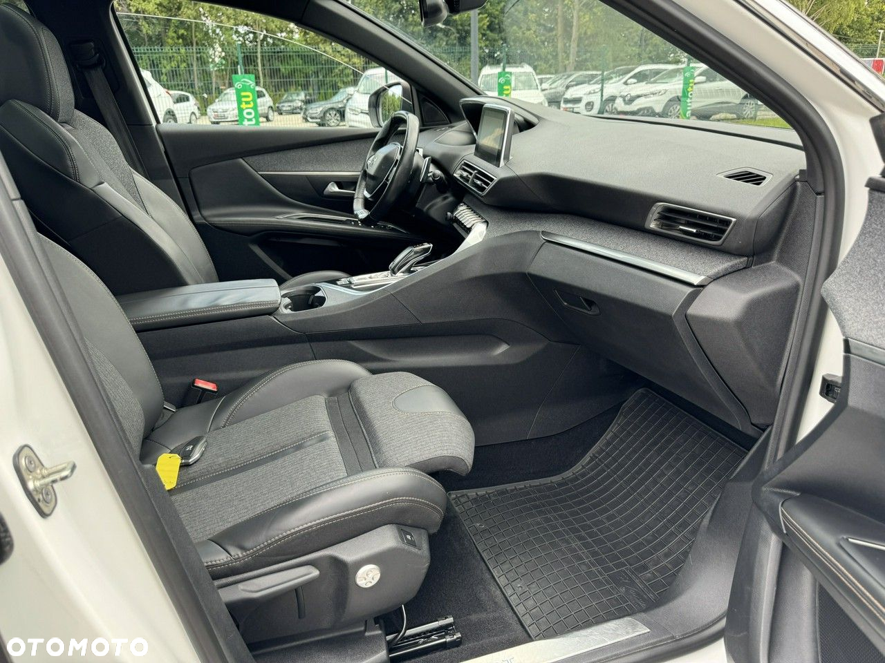 Peugeot 3008 PureTech 130 Stop & Start GPF EAT8 GT - 37