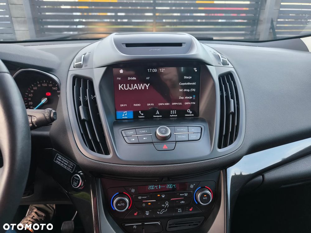 Ford Kuga - 21