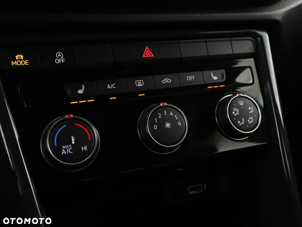 Volkswagen T-Roc 1.5 TSI ACT OPF Sport - 29