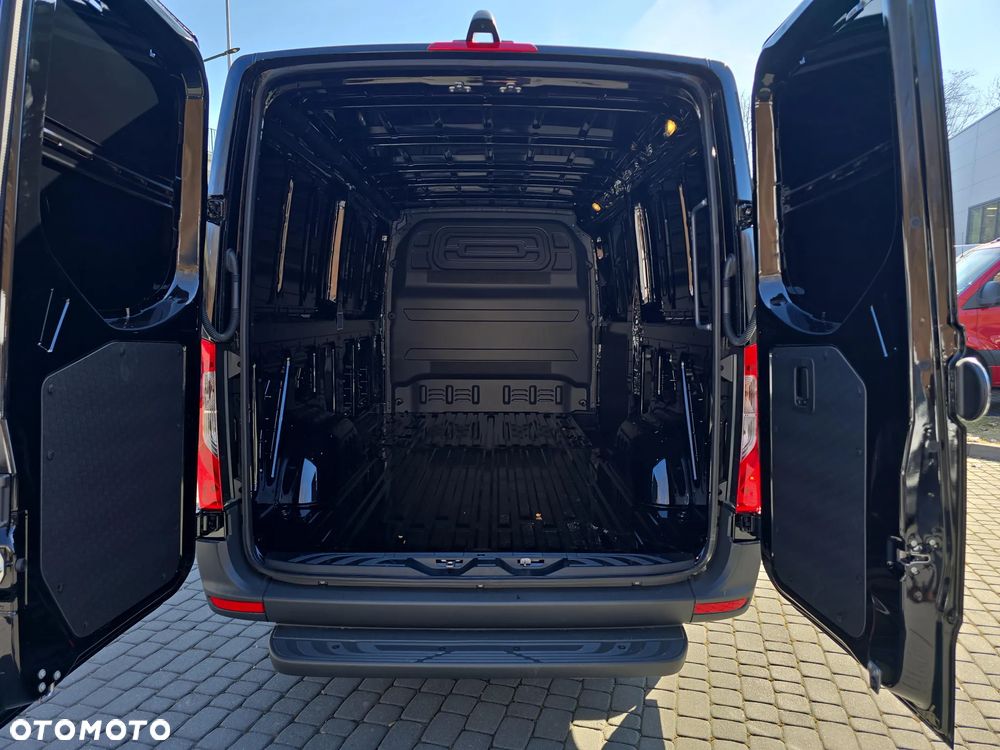 Mercedes-Benz Sprinter 311 CDI Furgon - 10