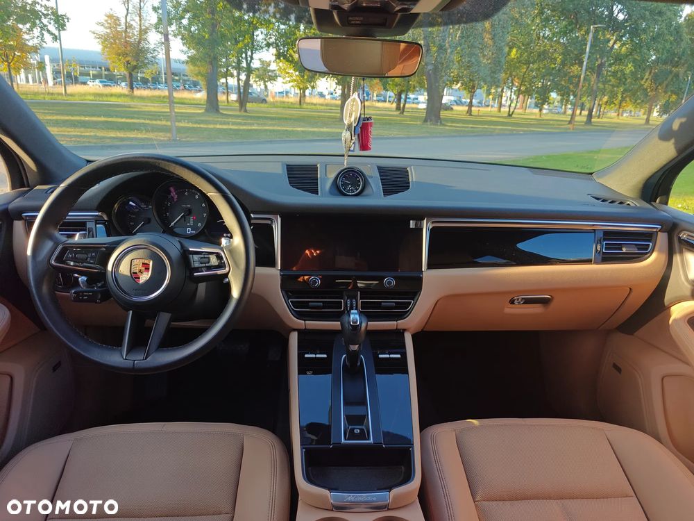 Porsche Macan - 22