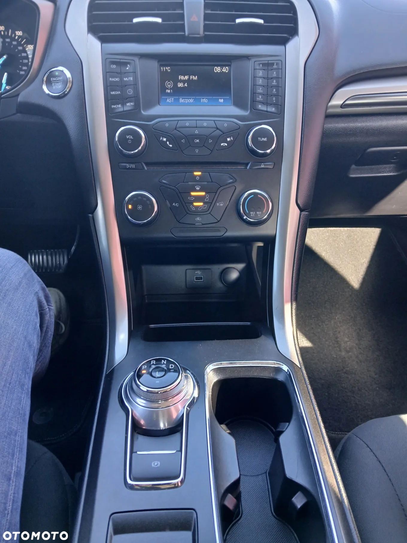 Ford Fusion - 10