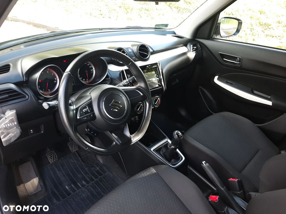 Suzuki Swift 1.2 Premium - 13
