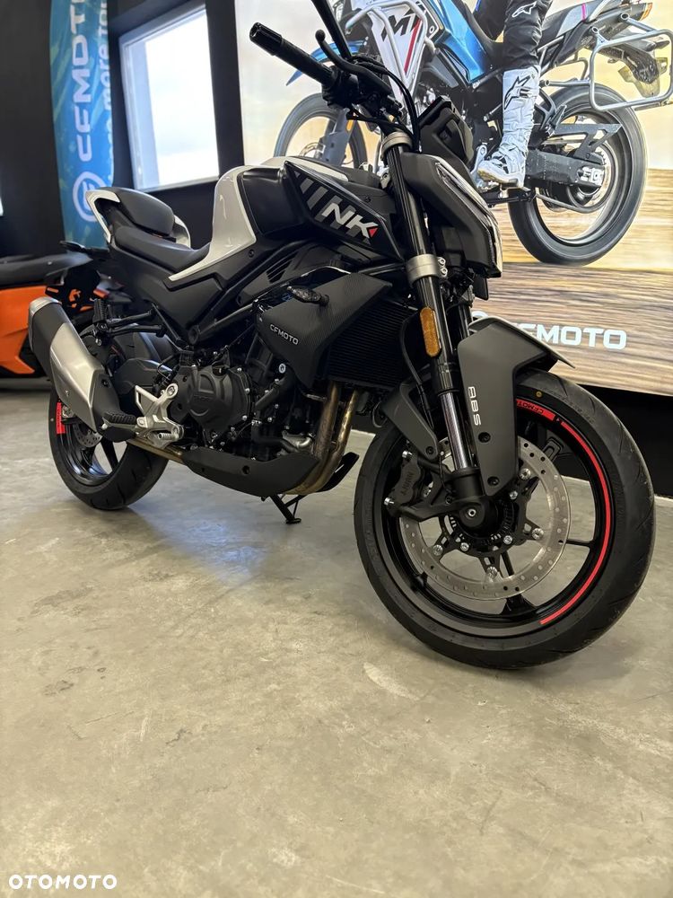 CFMoto 450NK - 12