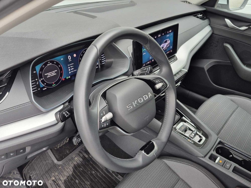 Skoda Octavia 1.5 TSI mHEV Selection DSG - 11