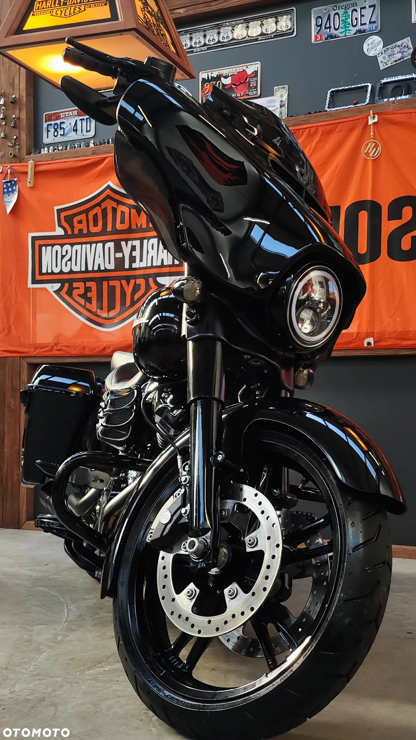 Harley-Davidson Touring Street Glide - 20