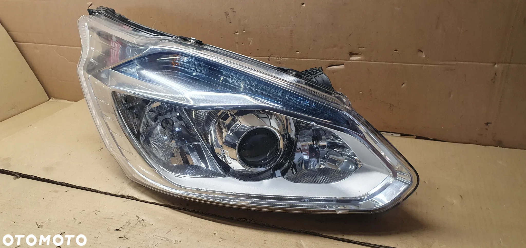 Lampa prawy przód przednia prawa Ford Transit Custom MK8 - 5