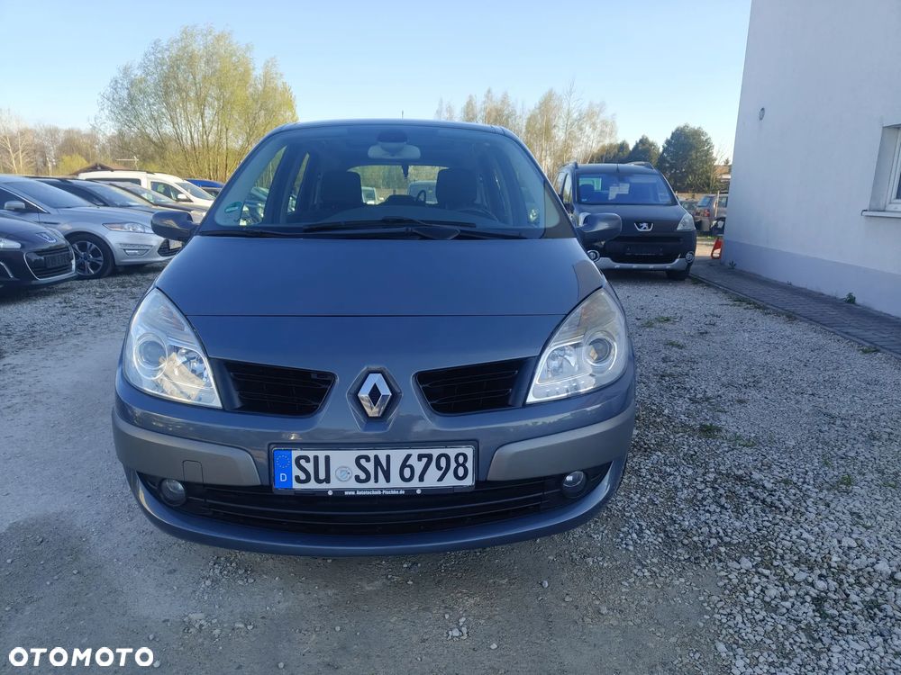 Renault Scenic - 11