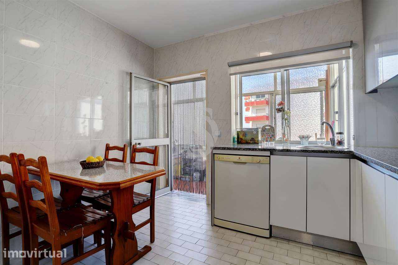 Apartamento T3 a 400m da praia - Grande imagem: 3/34