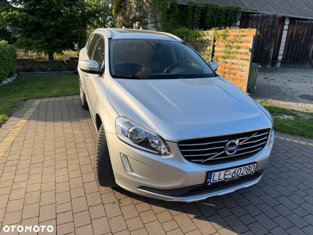 Volvo XC 60 T6 AWD Momentum - 5