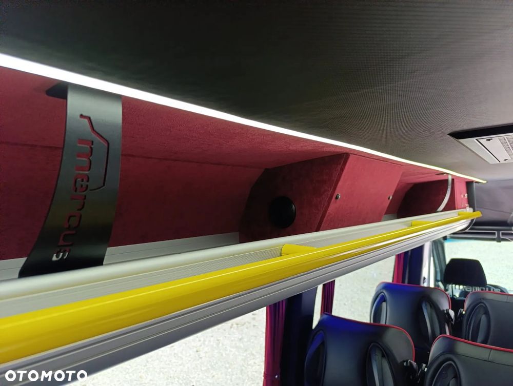 Mercedes-Benz Sprinter 519 - 19