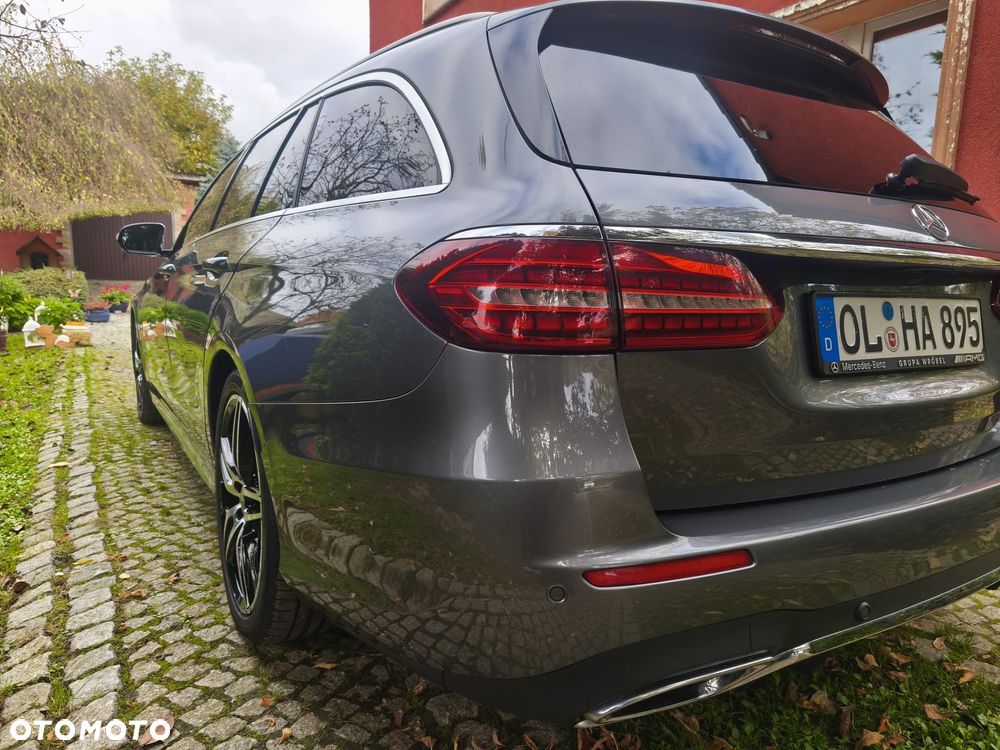 Mercedes-Benz Klasa E 220 d T 9G-TRONIC AMG Line - 7