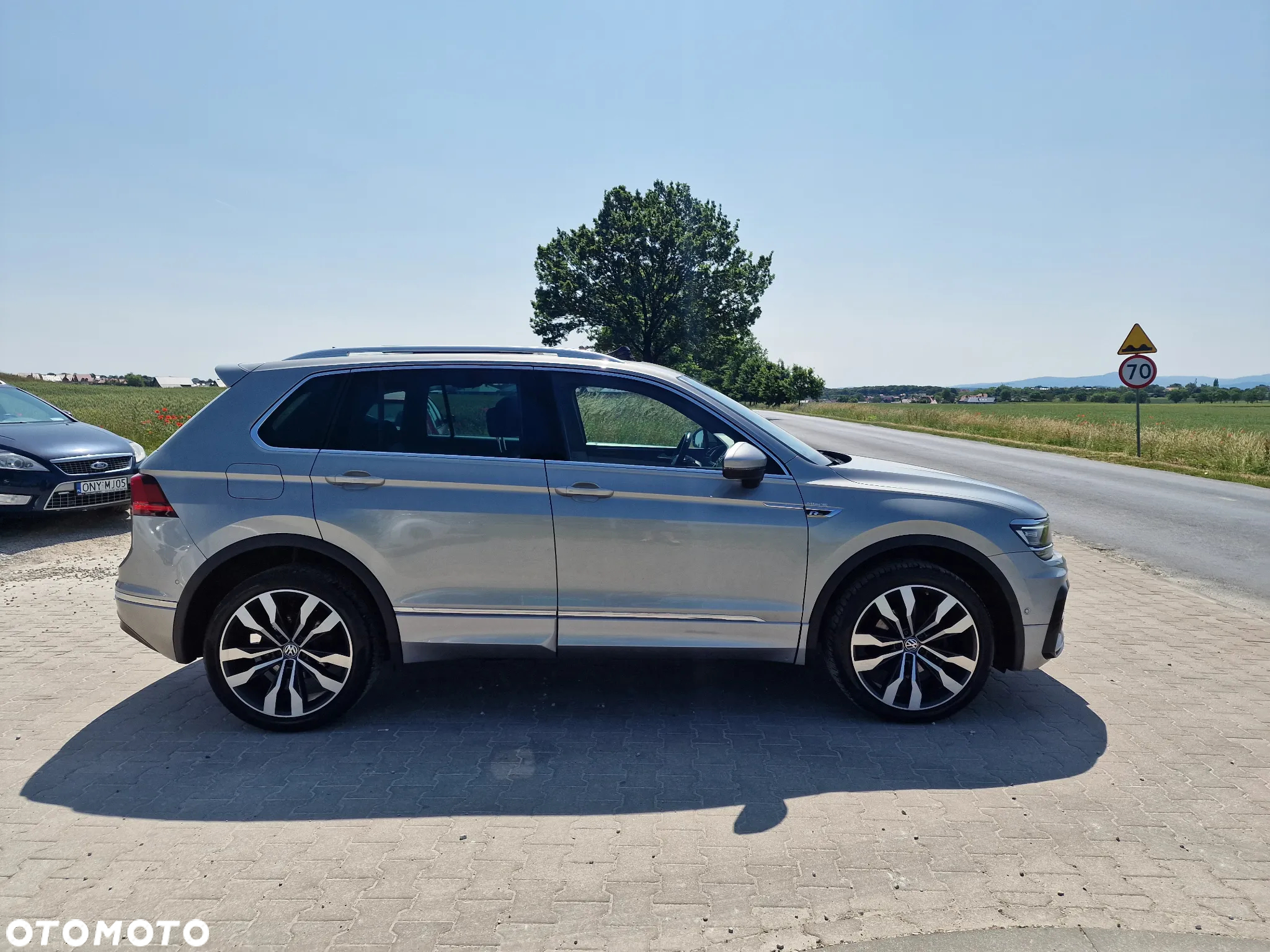 Volkswagen Tiguan 2.0 TDI SCR BlueMotion Technology Exclusive - 8