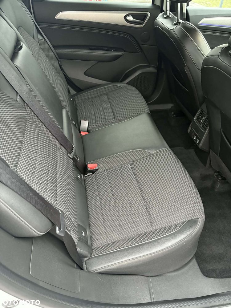 Renault Arkana 1.6 E-TECH Intens MMT - 11
