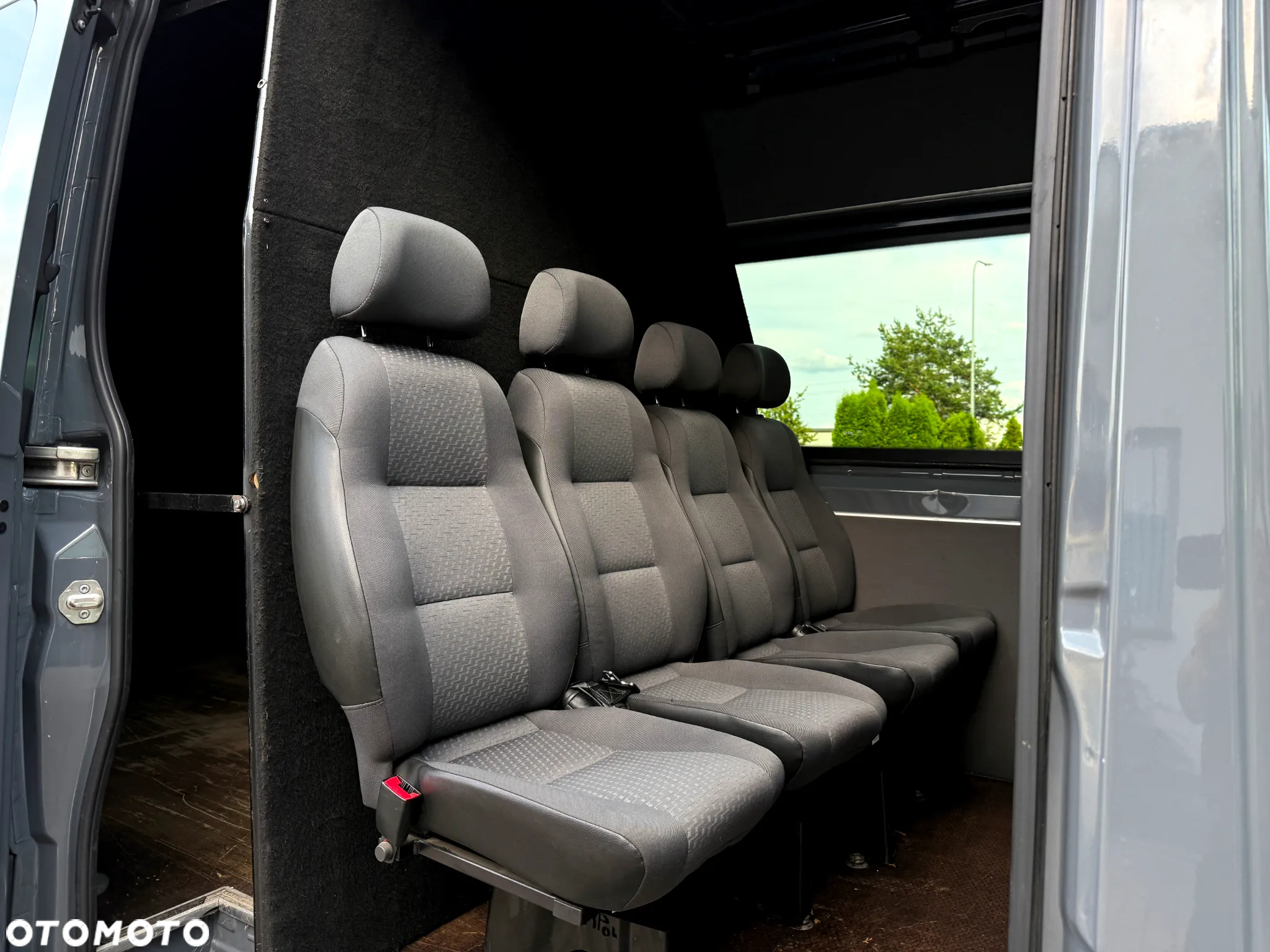 Volkswagen Crafter - 17