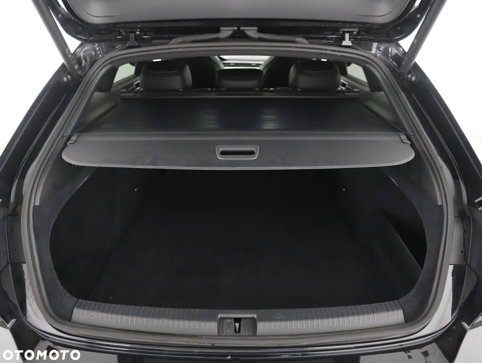 Volkswagen Arteon 2.0 TDI 4Motion R-Line DSG - 23
