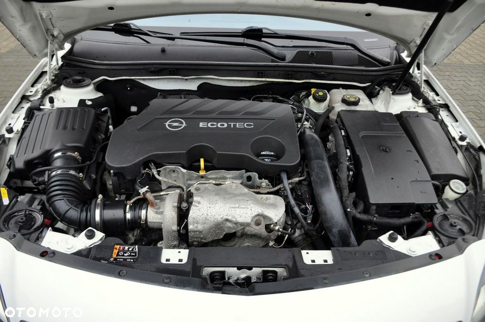 Opel Insignia - 40