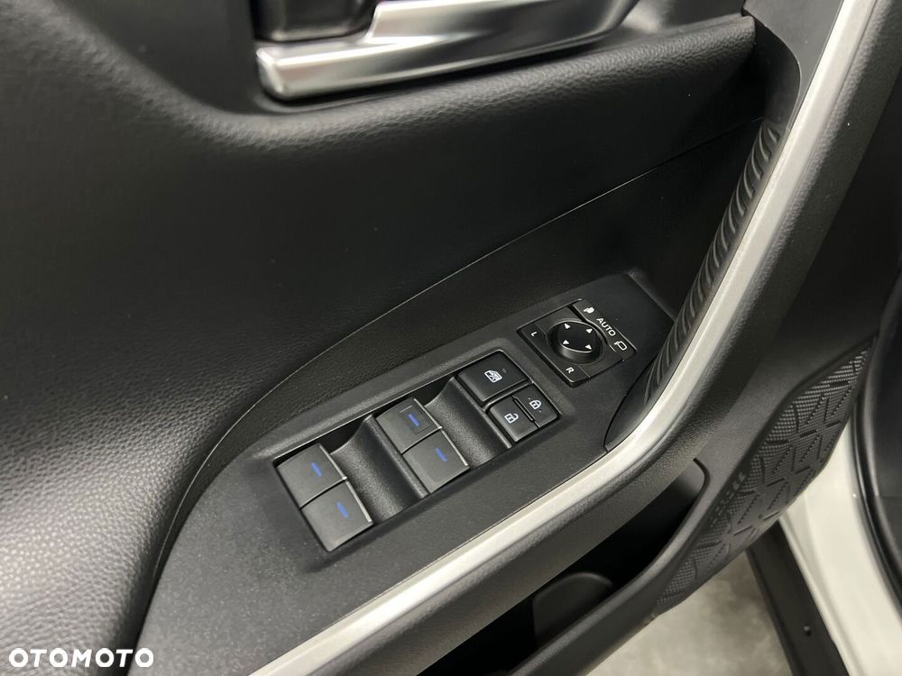 Suzuki Across - 22