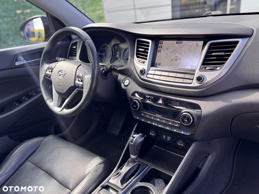 Hyundai Tucson 2.0 CRDI 4WD Automatik Premium - 17