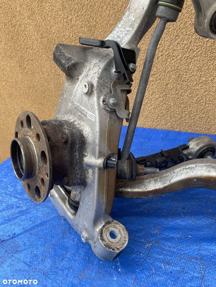 MERCEDES-BENZ E W213 63AMG 4MATIC ZWROTNICA PRAWA PRZEDNIA PRZÓD WACHACZ - 4