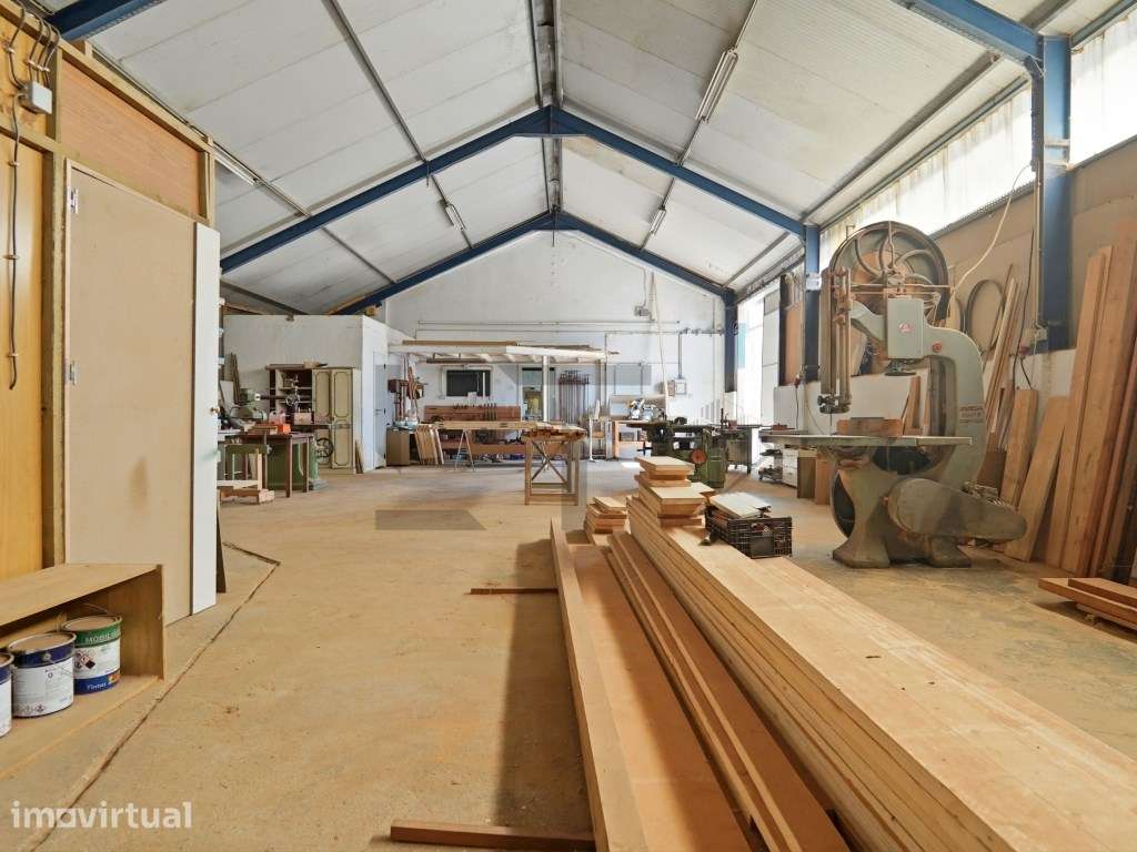 Trespasse de Armazém com Oficina de Carpintaria Equipada, em Sintra - Grande imagem: 5/18