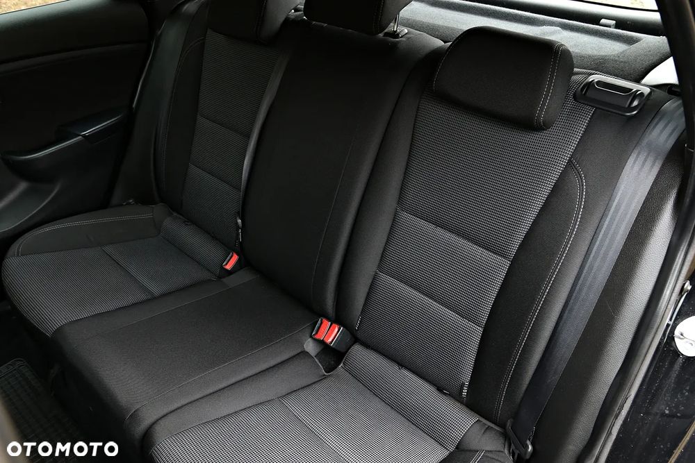 Hyundai i30 1.4 CRDi Advantage - 7
